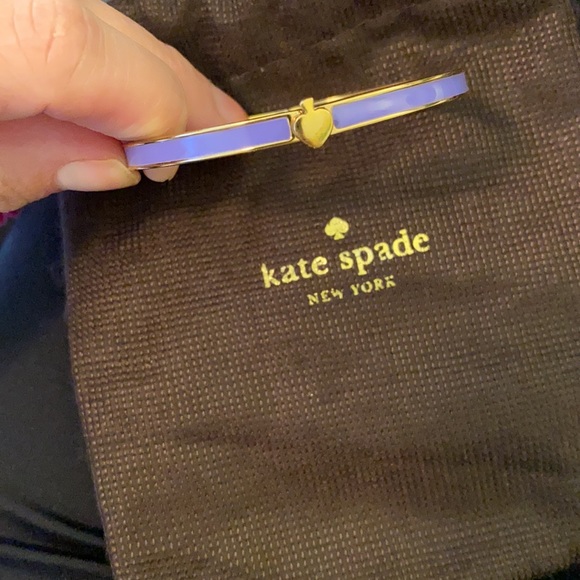 Kate Spade heritage spade thin enamel bangle - Picture 4 of 4